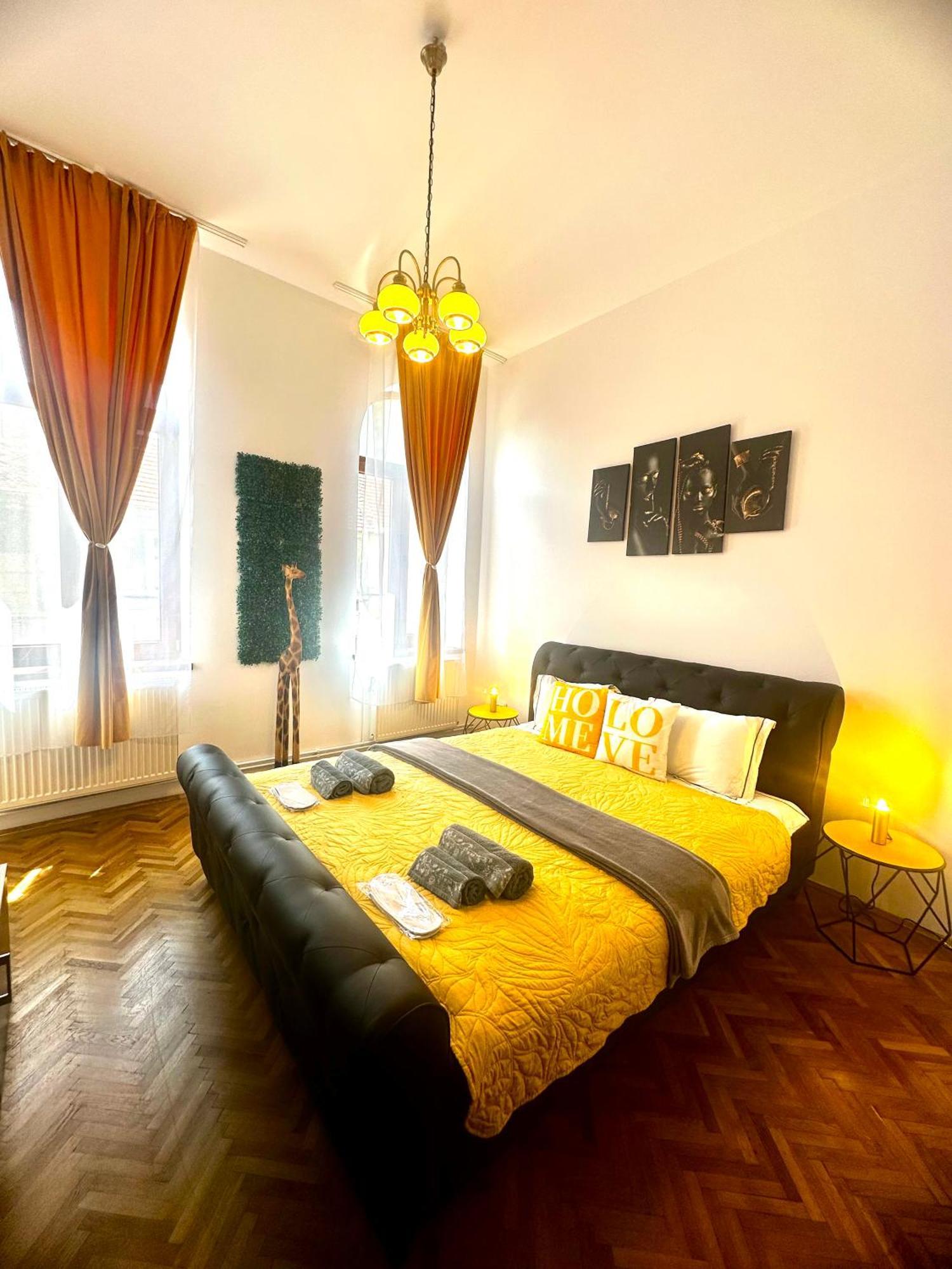 Stay Inn Central Brasov Exterior photo